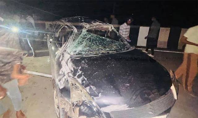 Melkar: Car crashes into divider; driver killed, four escape unhurt