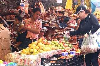 Profeco monitorea precios de frutas de temporada para evitar abusos en los mercados