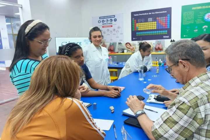 Docentes anzoatiguenses culminan formación en enseñanza bajo metodología STEM