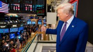 Wall Street marca récord histórico tras enfriarse la inflación en EE.UU.