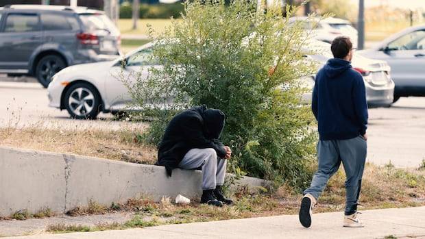 As Barrie, Ont., moves to clear encampments, some people say they have nowhere to go