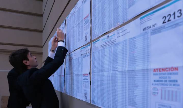 La participación es del 58,5% hasta las 17 y está a menos de seis puntos que en la última legislativa