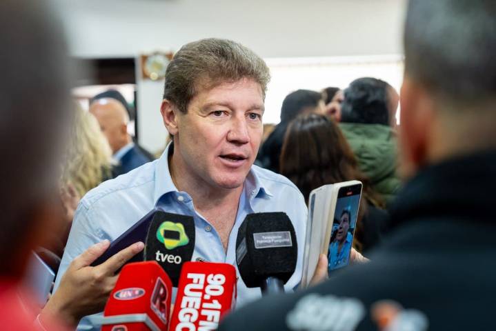 Industria nacional, Gustavo Melella criticó duramente las políticas de Javier Milei