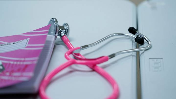 Ban nonconsensual pelvic, prostate exams in Michigan