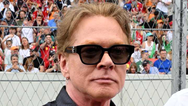 Guns N' Roses Axl Rose Loses His S*** Onstage During Concert, Watch The Video