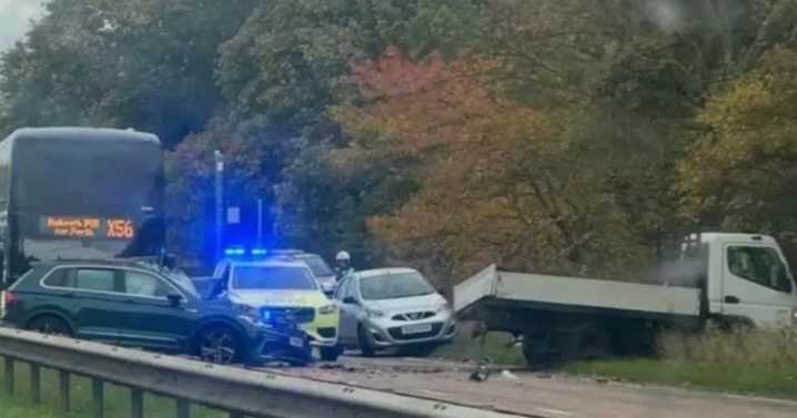 Two people rushed to hospital after horror SUV crash on major road in Edinburgh