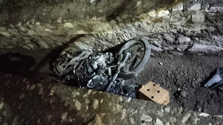 Muere menor, otro herido en accidente de motocicleta