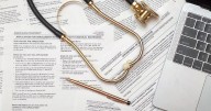 Seniors with Medicare Advantage scrambling as market dramatically shrinks