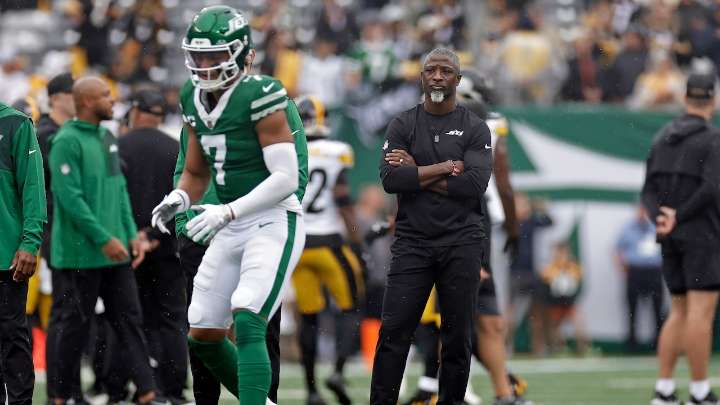 Is Jets’ Aaron Glenn already in over his head at 0