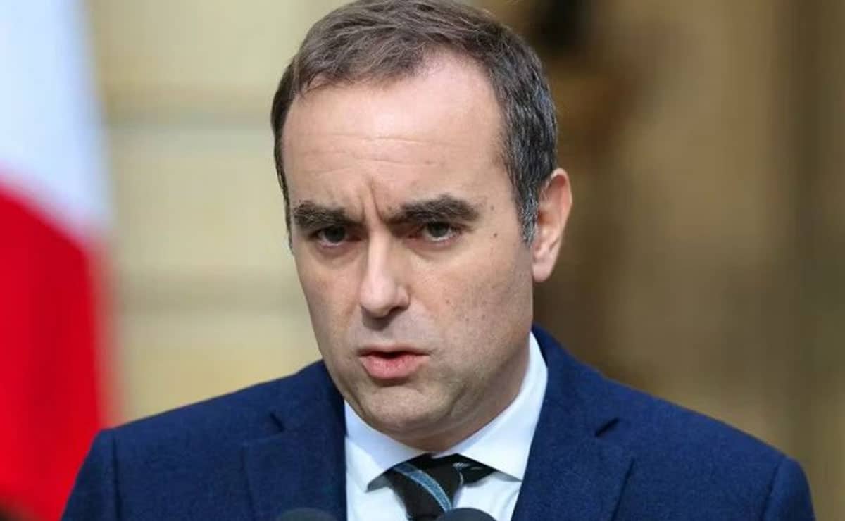 French Prime Minister resigns after less than month in office