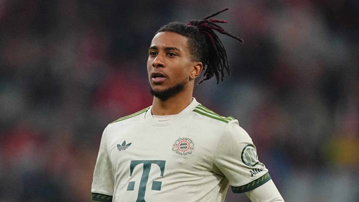 Transfer Centre LIVE! Football transfer news, updates and rumours