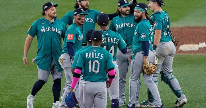 Seattle Mariners take ALCS Game 1 with 3-1 road win over Toronto Blue Jays