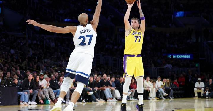 Luka Doncic scores 49 to extend his sizzling season start in Lakers' 128