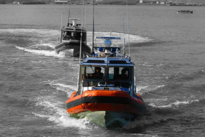 Marina rescata a 28 menores trasladados ilegalmente en una embarcación en Sinaloa