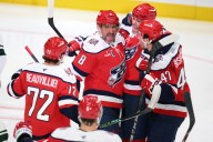 Ovechkin scores 898th goal as Capitals top Wild 5-1 for their 4th straight victory