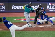 Cal Raleigh’s home run helps Mariners beat Blue Jays in ALCS Game 1