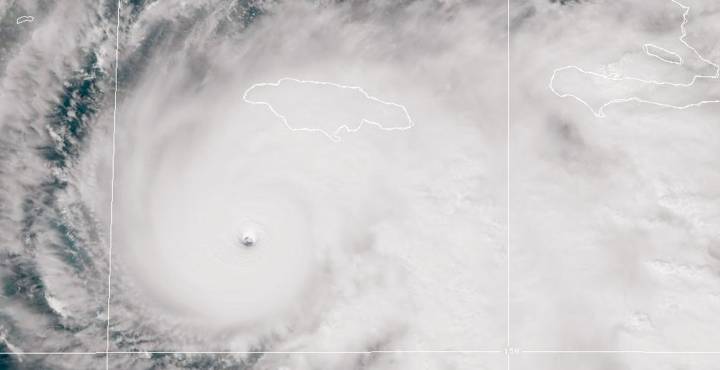 Hurricane Melissa Is So Powerful, Hurricane Hunter Planes Had To Turn Back