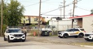 Gobernadores de Illinois y Chicago plantan cara a Trump y desafían sus medidas migratorias: “Ni un paso atrás”