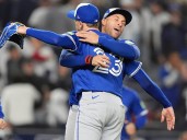 Maple Leafs move start of Monday's game up so fans can watch Jays, too