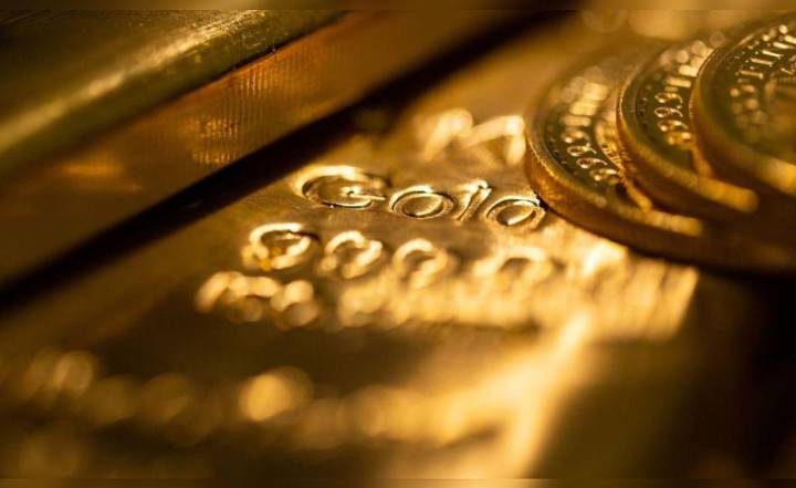 El precio del oro brilla más que nunca y bate los US$4.000 por primera vez en la historia