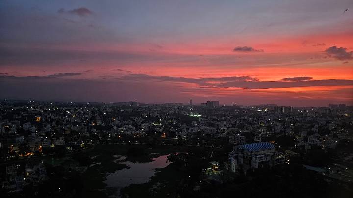 Bengaluru Weather Update For October 5: Know Temperatures, Humidity, AQI & More