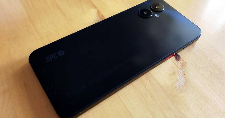 Análisis | SPC Zeus 2 Pro: un teléfono para cuidar a quien queremos... sin agobiarlos