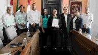 Recibe doctora Karla Córdova González la Licencia Ambiental Integral del Relleno Sanitario Municipal