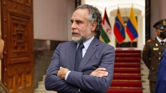Armando Benedetti alerta riesgo electoral en 104 municipios de Colombia