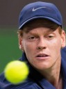 Sinner se enfrenta  a Djokovic en  Riad