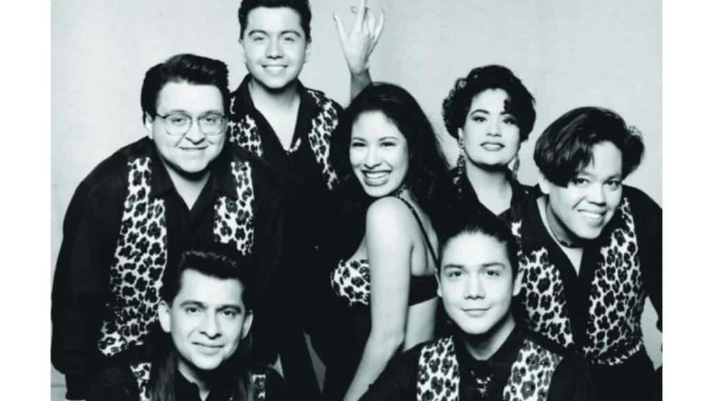 Netflix lanza tráiler del documental 'Selena y Los Dinos'