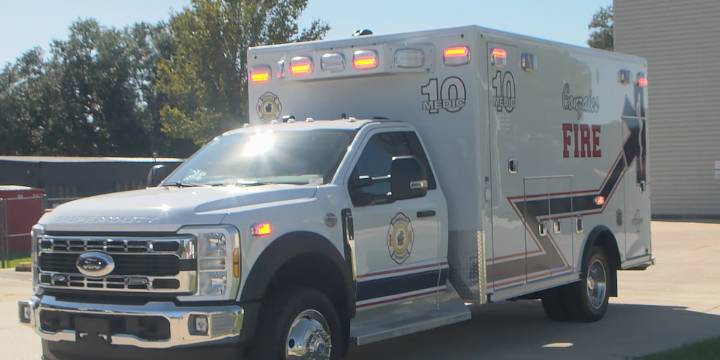 Gonzales donates ambulances to St. Tammany Parish fire district