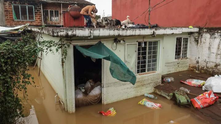 Lluvias dejan al menos 28 muertos en seis estados del país