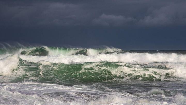 Cyclonic storm Shakhti moves southward over Arabian Sea