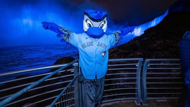 OK Blue Jays! Niagara Falls to turn blue this weekend