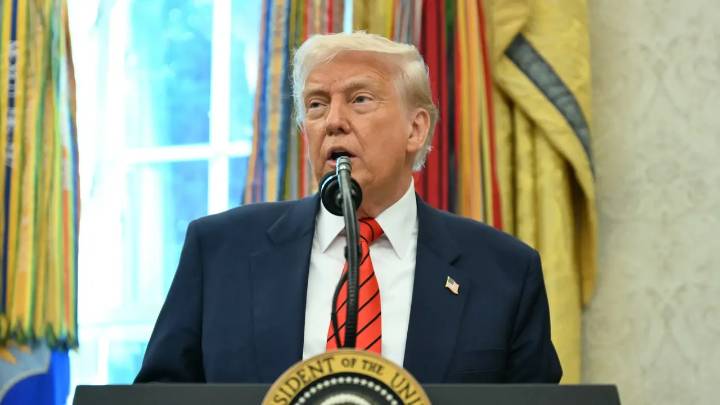 Trump considera atacar por tierra a los cárteles de Venezuela: "Ya tenemos bajo control el mar"