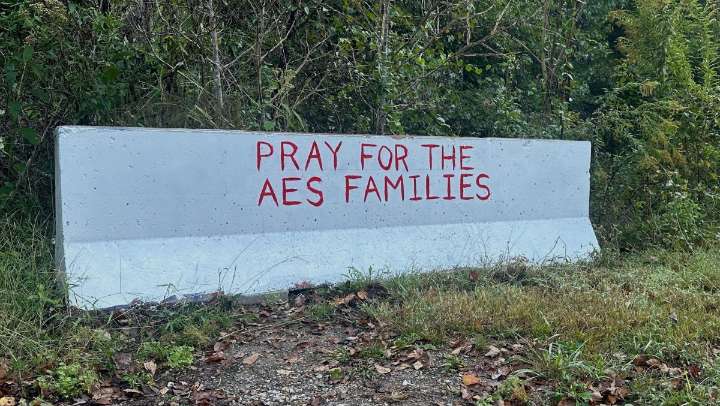 Explosión en planta de Tennessee deja 18 desaparecidos que se temen estén muertos, según sheriff