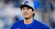 Dodgers Star Shohei Ohtani Reveals Surprising TV Show He & Wife Mamiko Are Binge Watching | Riverdale, Shohei Ohtani 