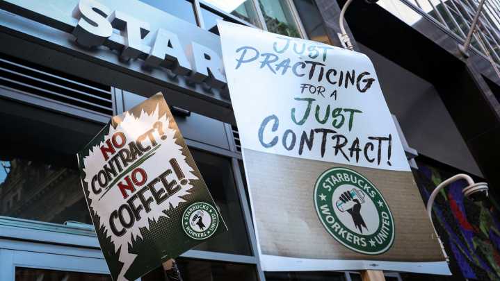Baristas at Phoenix Starbucks to join national picketing effort