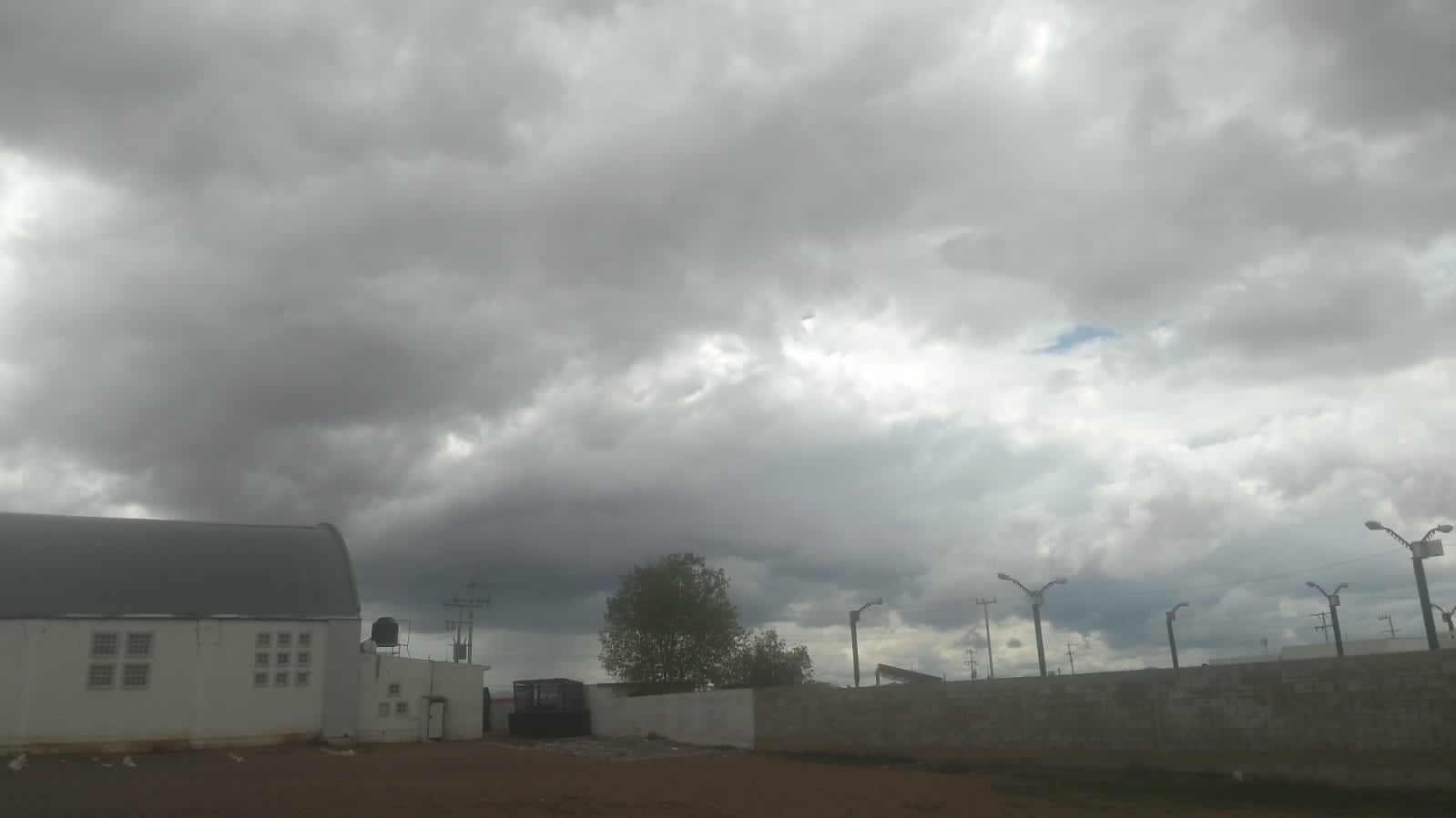 Saca las chamarras, los tamales y el café caliente: llega mañana el frente frío 11 a Juárez