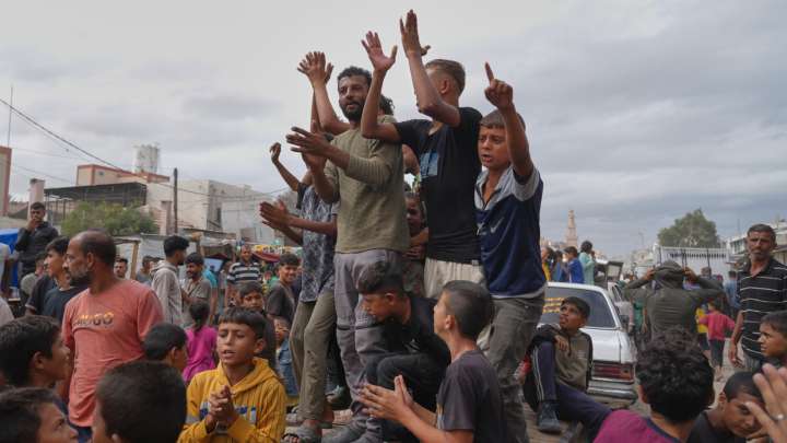Israel releases list of 250 Palestinian prisoners to be freed as part of Gaza ceasefire deal