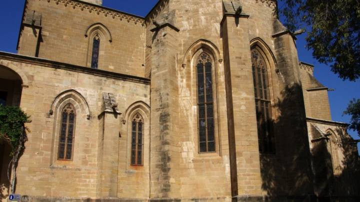 Los condes de Urgell “vuelven a casa”: Les Avellanes instala la réplica de su sepulcro doble