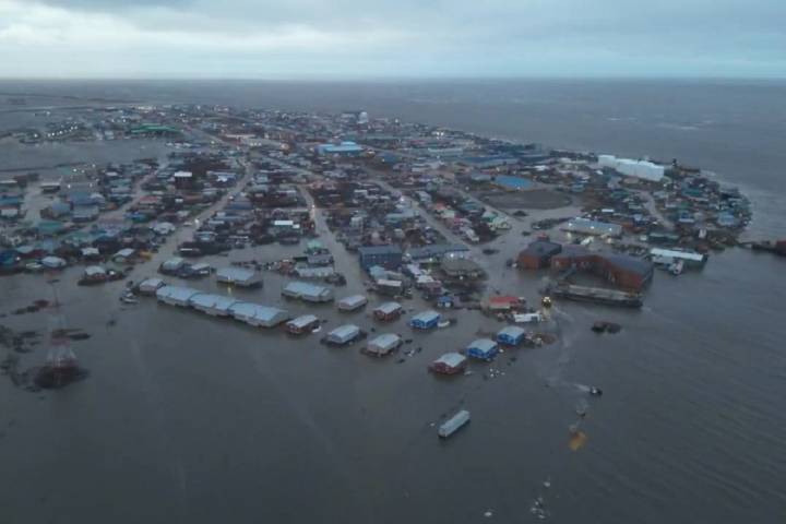 Una mujer muerta y dos desaparecidos por inundaciones en Alaska
