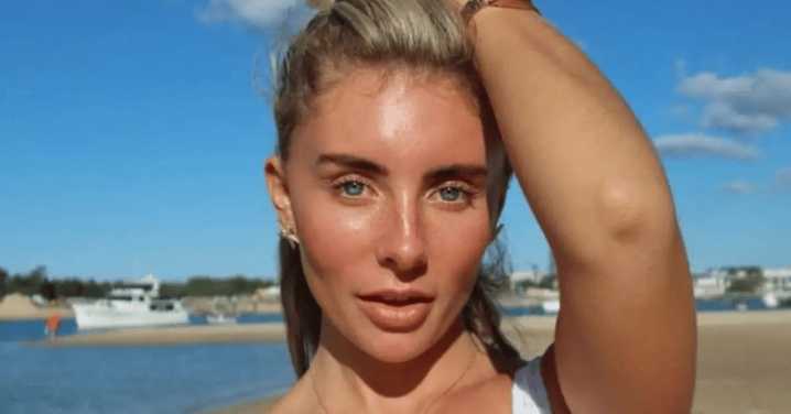 Bonnie Blue Exposes Her Softer Side & Intimate Behind