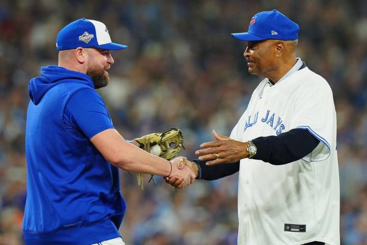 Manager Meeting: Schneider appreciates interaction with former Jays skipper Gaston