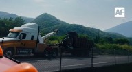UEPC: retiran tráiler accidentado y quedan libres carriles en autopista Manzanillo