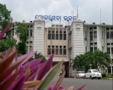 Cyclone Montha: Odisha Cancels Leave for Government Employees in Seven Districts Amid Cyclone Alert