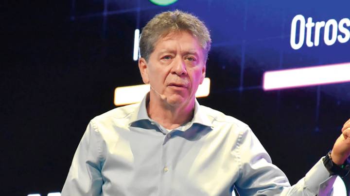 Bruce Mac Master rechaza los ataques a la Andi, en protestas contra Israel: “La estrategia de buscar un enemigo es equivocada”