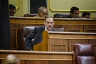 Una empleada de Ferraz mintió en sede judicial para encubrir los sobres entregados a Ábalos