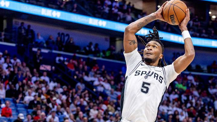 Spurs’ Stephon Castle forces overtime with clutch shot