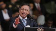 Petro arremete contra bancos colombianos: "¿A qué país obedecen como siervos?"